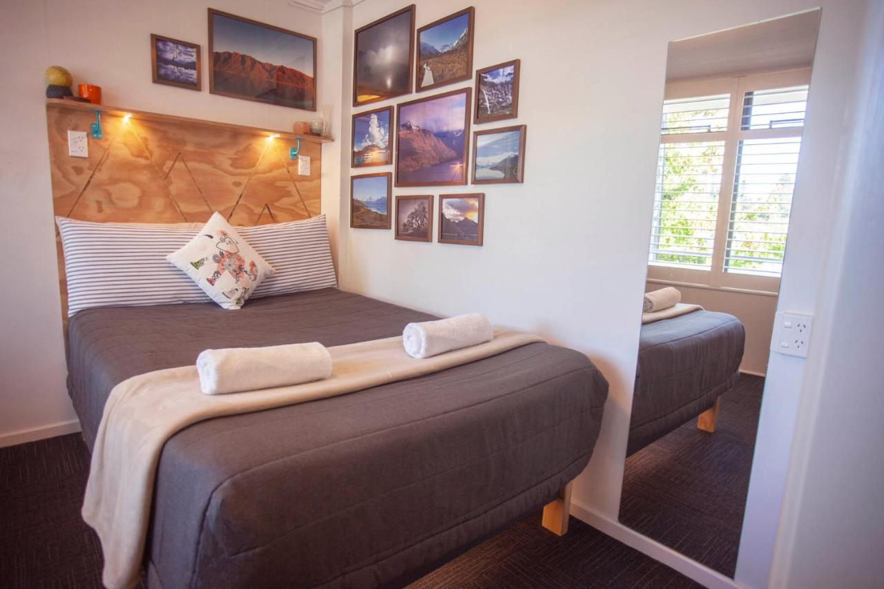 Absoloot Hostel كوينستاون المظهر الخارجي الصورة