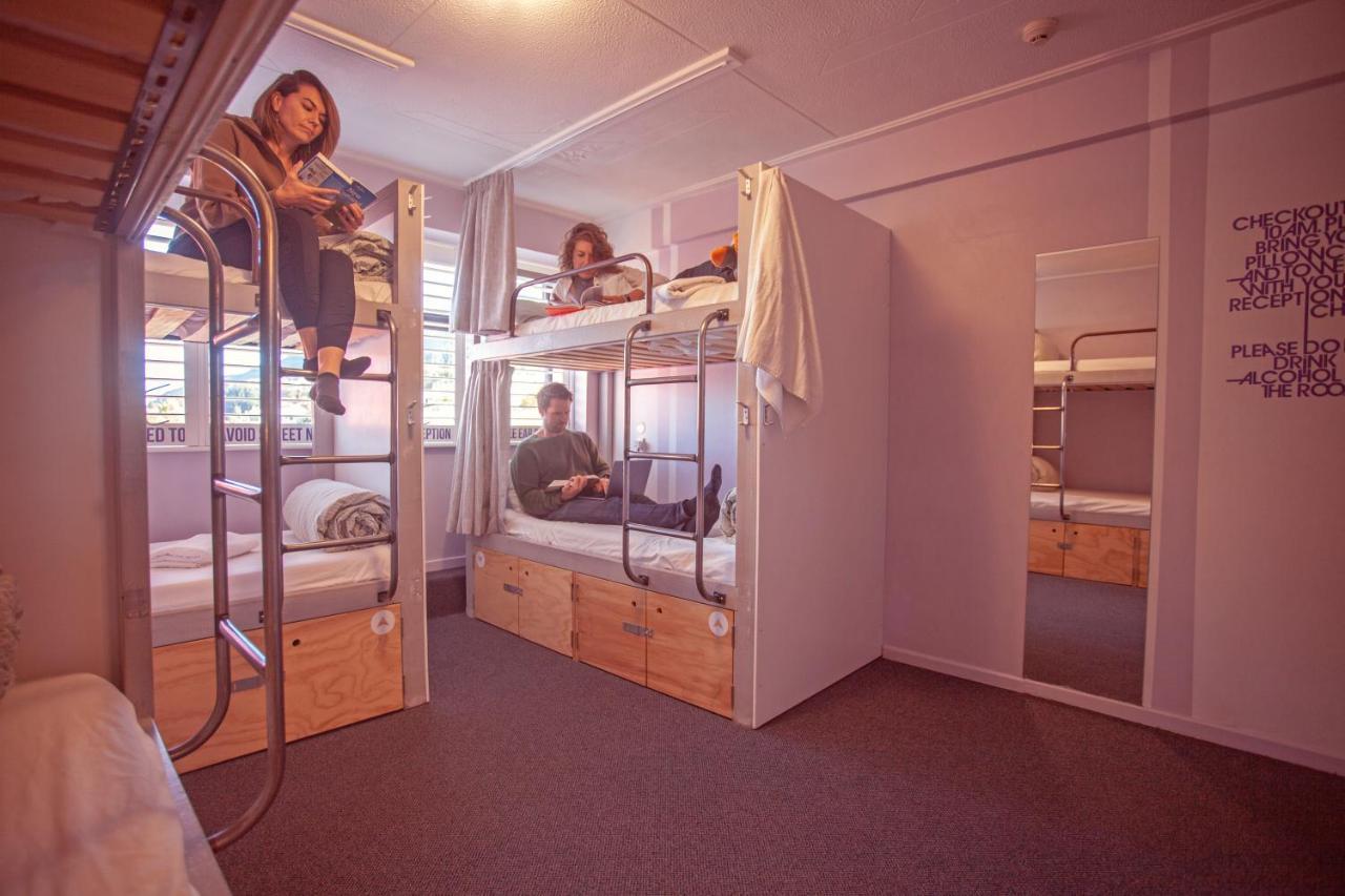Absoloot Hostel كوينستاون المظهر الخارجي الصورة