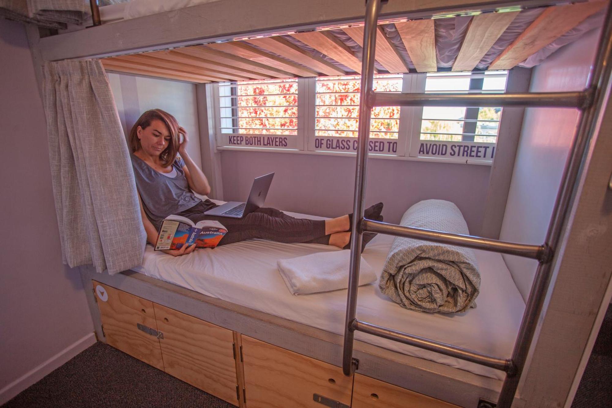 Absoloot Hostel كوينستاون الغرفة الصورة