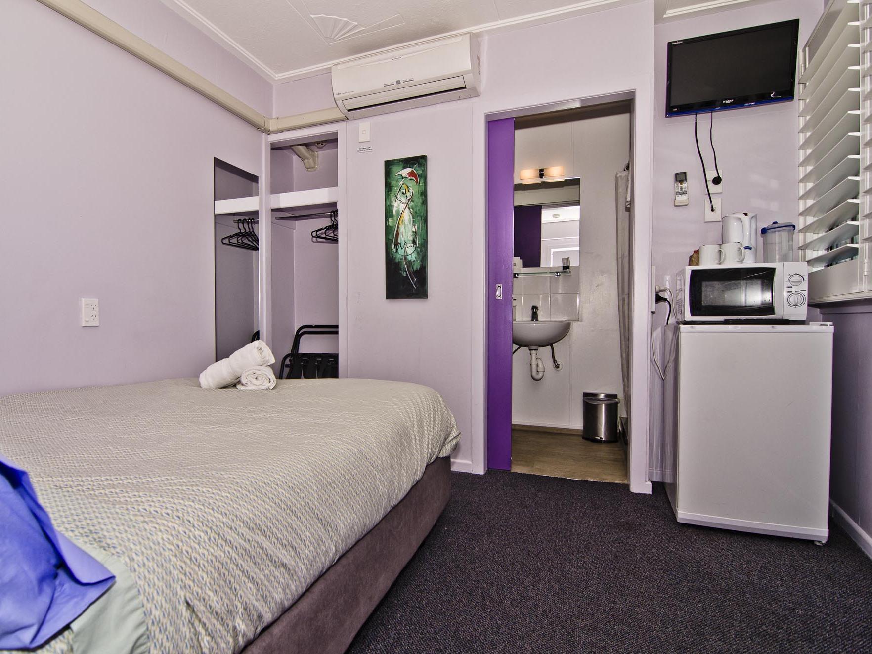 Absoloot Hostel كوينستاون المظهر الخارجي الصورة