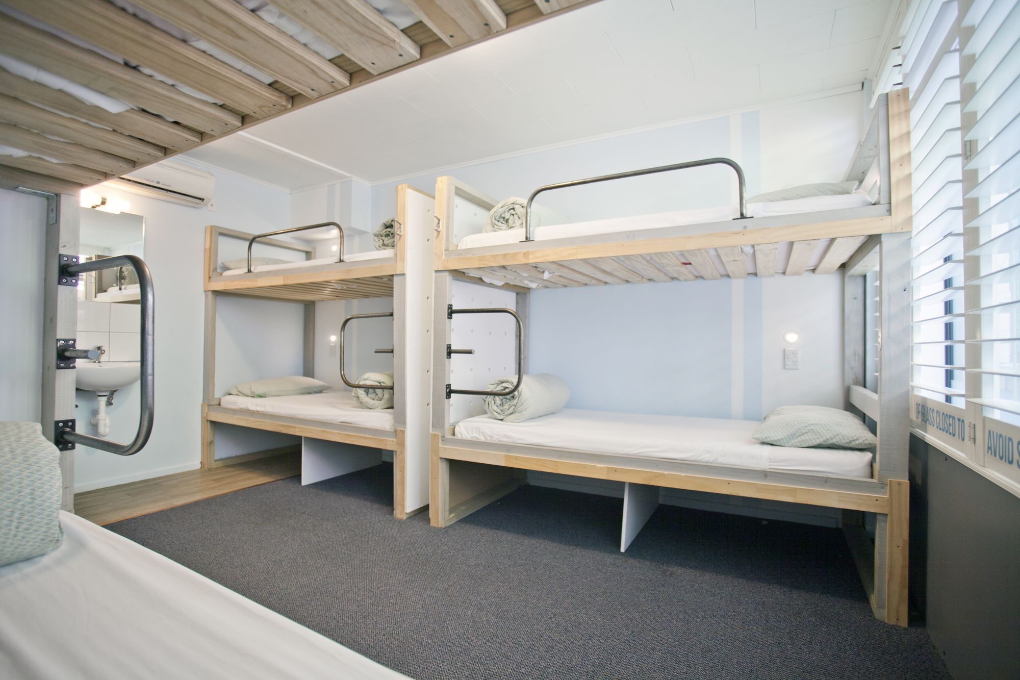 Absoloot Hostel كوينستاون المظهر الخارجي الصورة